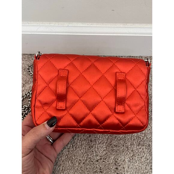 India Hicks Consort Quilted Leather Chain Strap Flap Crossbody Flame Tree NWOT - Picture 4 of 10